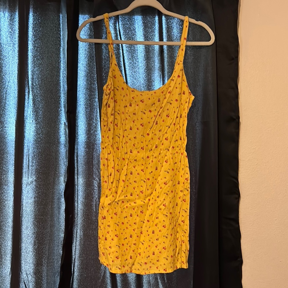 REFORMATION Floral Yellow Women's Top